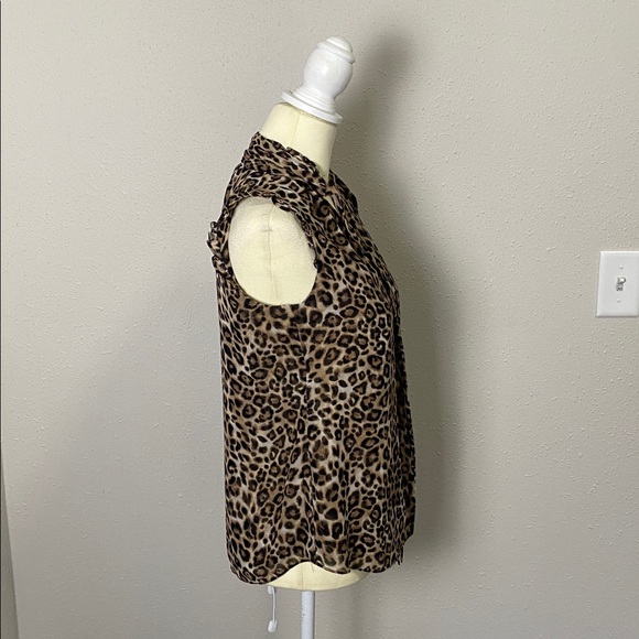 White House Black Market Chic Animal Print Ruffle Tie Neck Blouse Women's Size 6 - Picture 7 of 12
